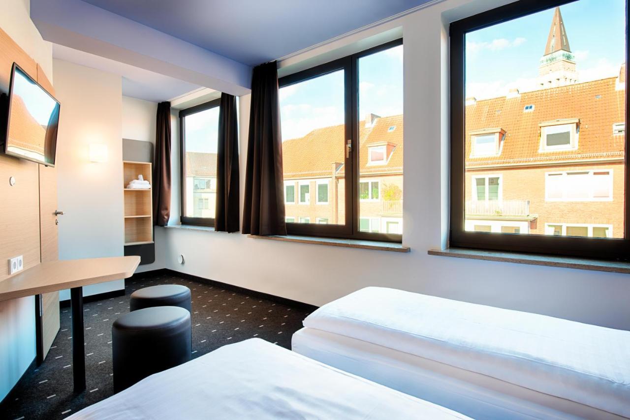 B&B Hotel Kiel-Holstenbruecke Extérieur photo